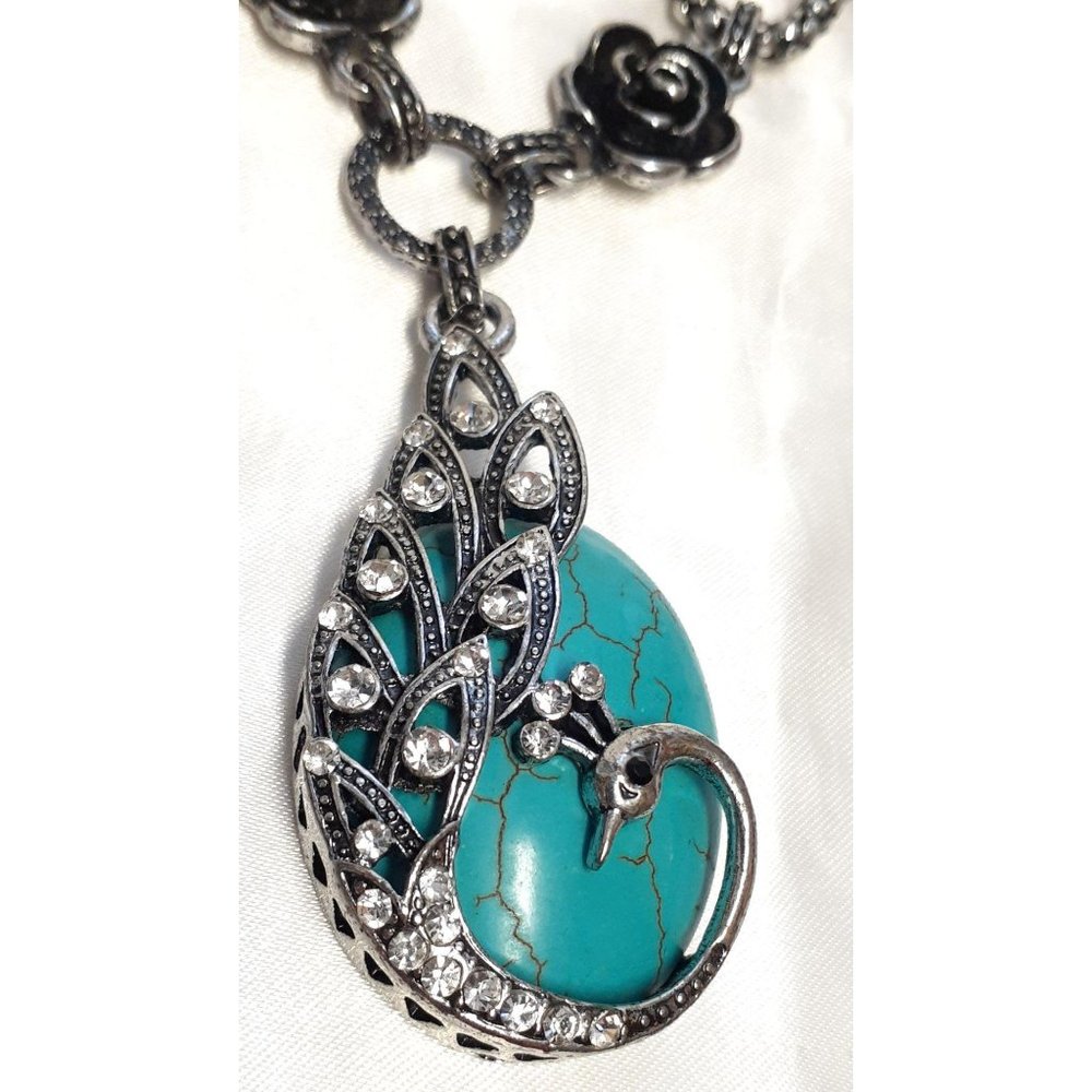 Faux Turquoise Rhinestone Peacock Necklace 16"